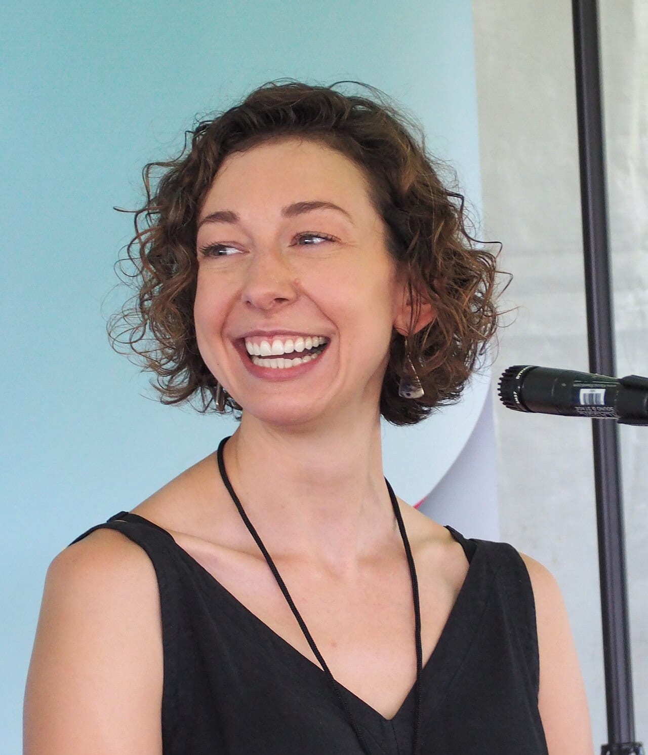 Andrea Bartz reads from her work at the 2022 Gaithersburg Book Festival