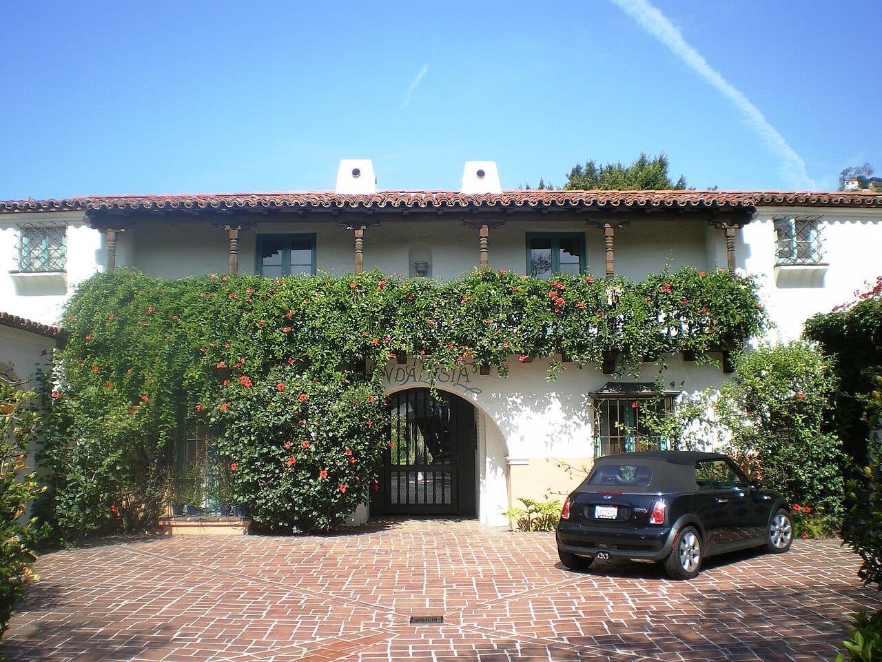 Andalusia apartment building on Havenhurst Drive in Los Angeles