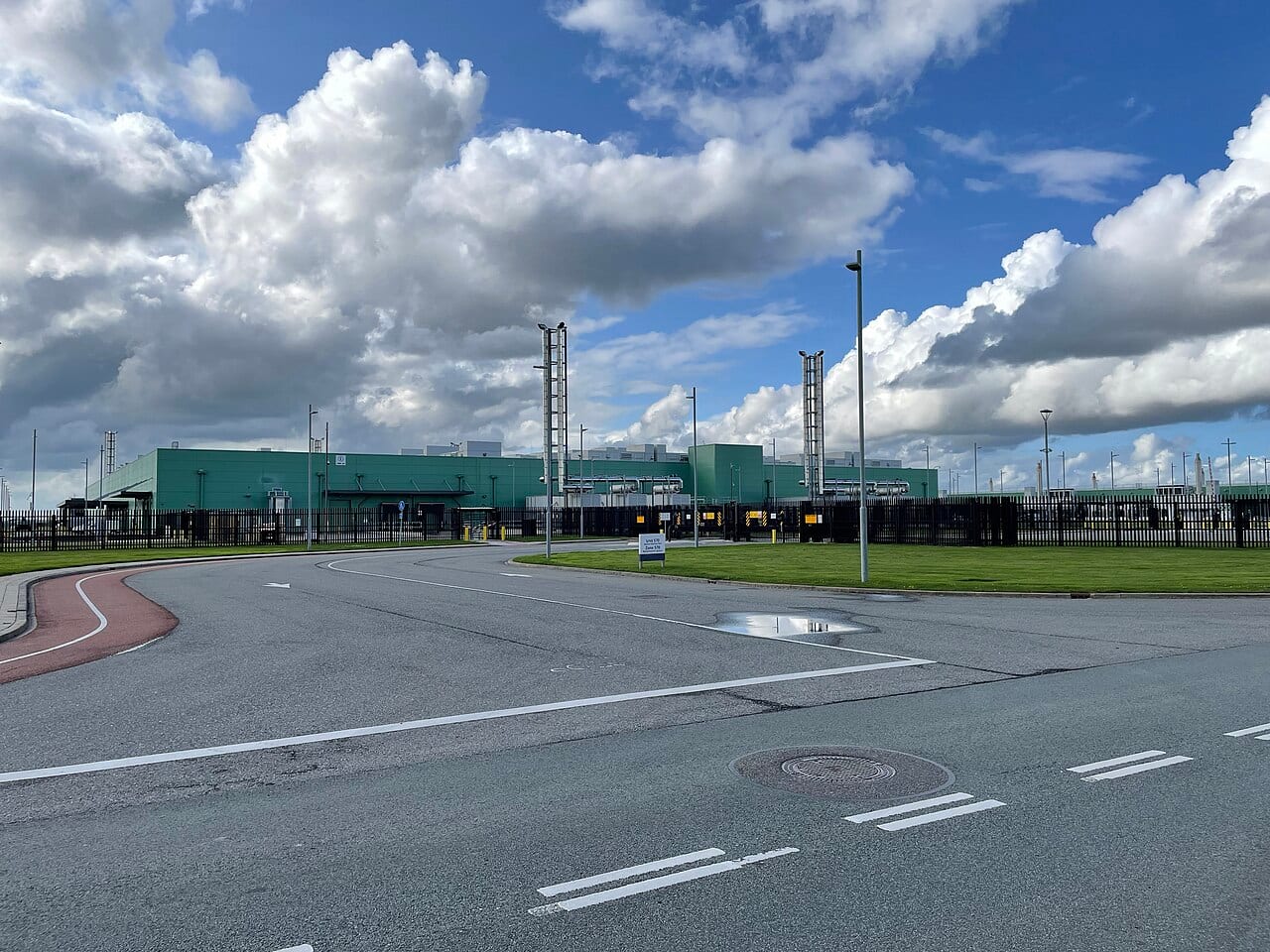 A Microsoft data center building in Middenmeer, the Netherlands