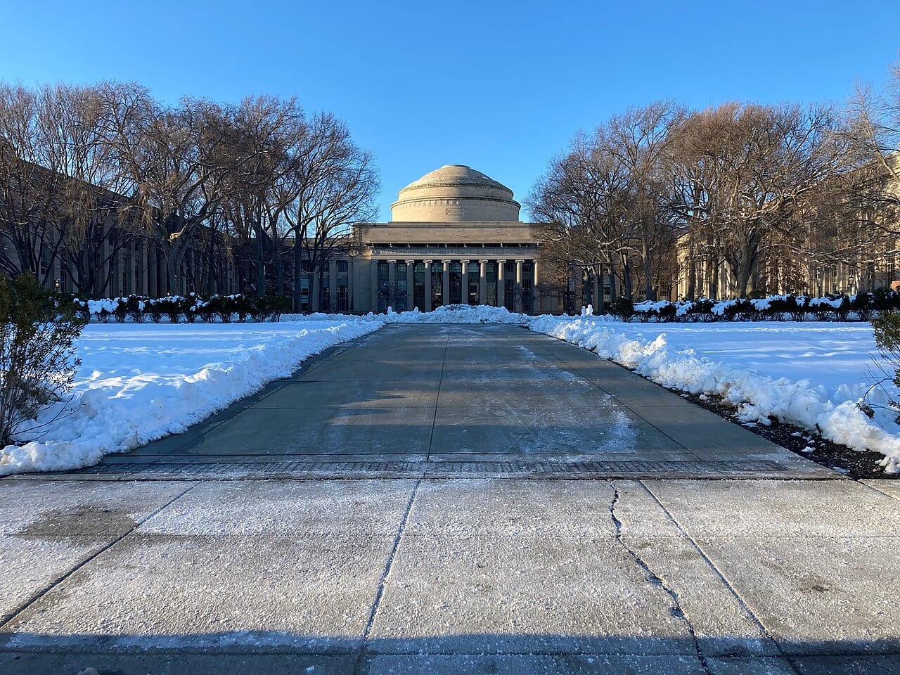 The Great Dome at MIT, seen from Killian Court